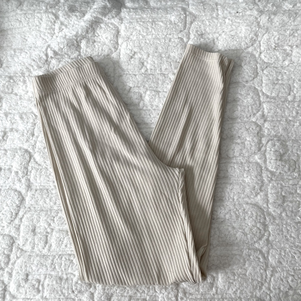 Light cream rubbed ASOS leggings